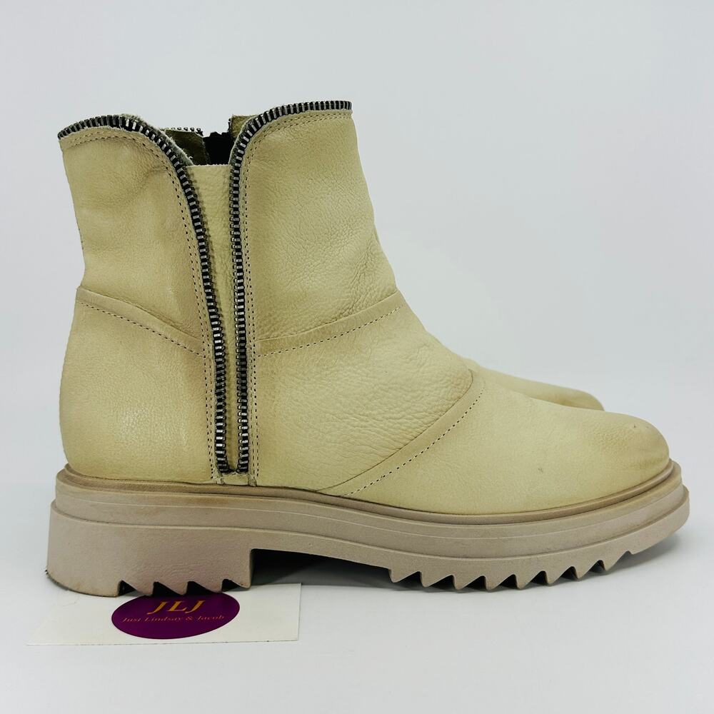 Miz Mooz Women's Frances Cream Leather Double Zipper Boots Size 38 EU/ 7.5-8 US